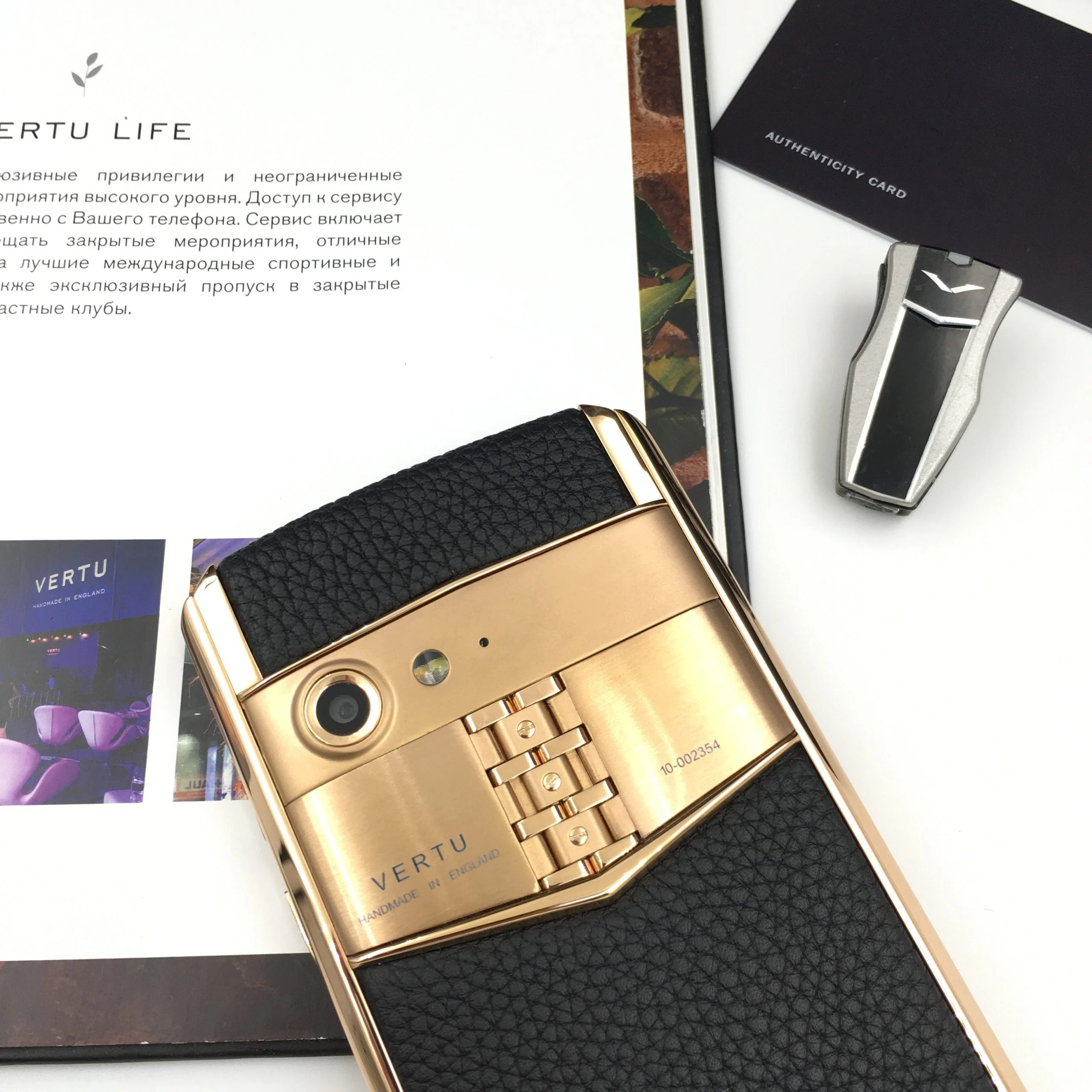 VERTU ASTER P BLACK 18K Gold Plated Calf Hide Dual Sim Card Phone - Image 2