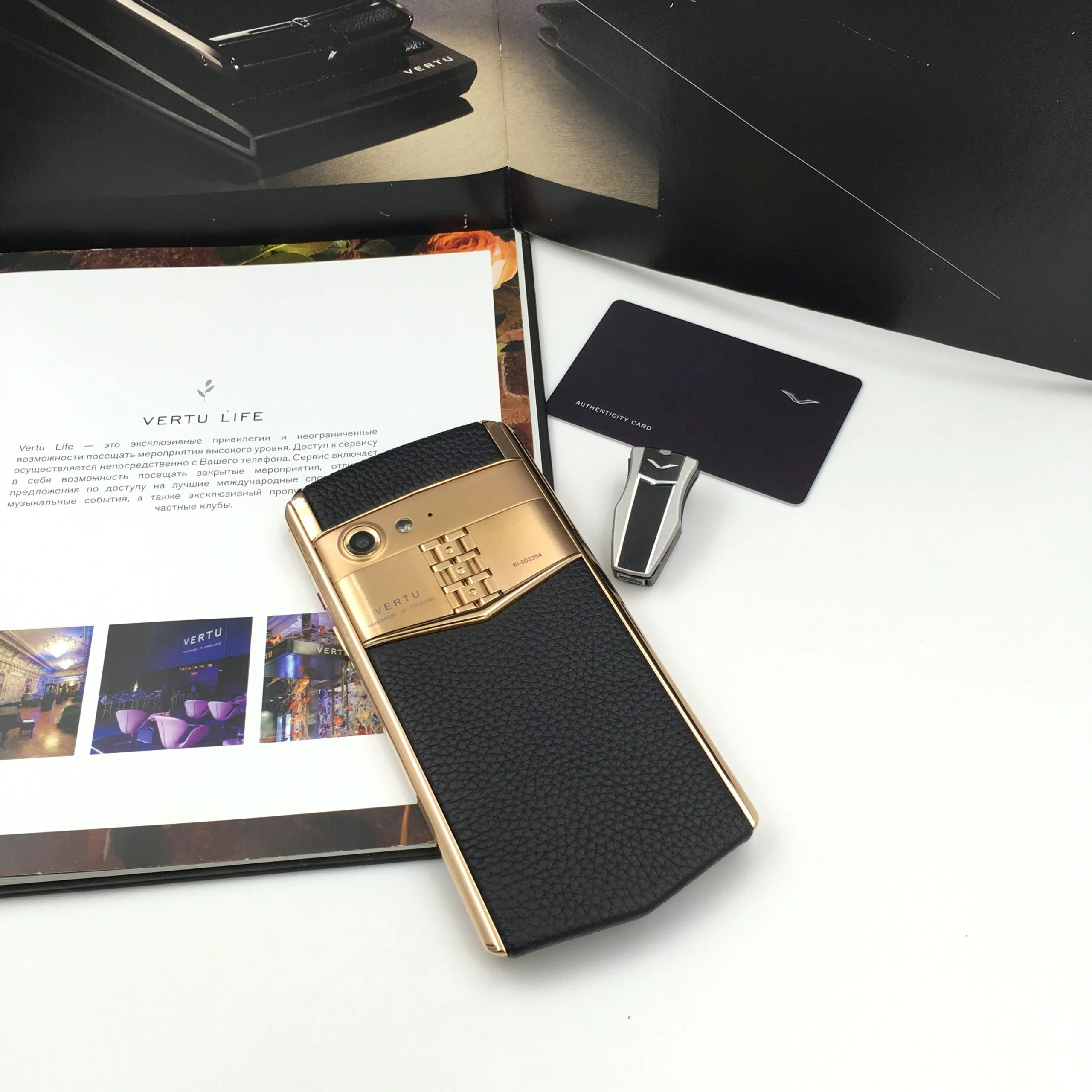 VERTU ASTER P BLACK 18K Gold Plated Calf Hide Dual Sim Card Phone - Image 5