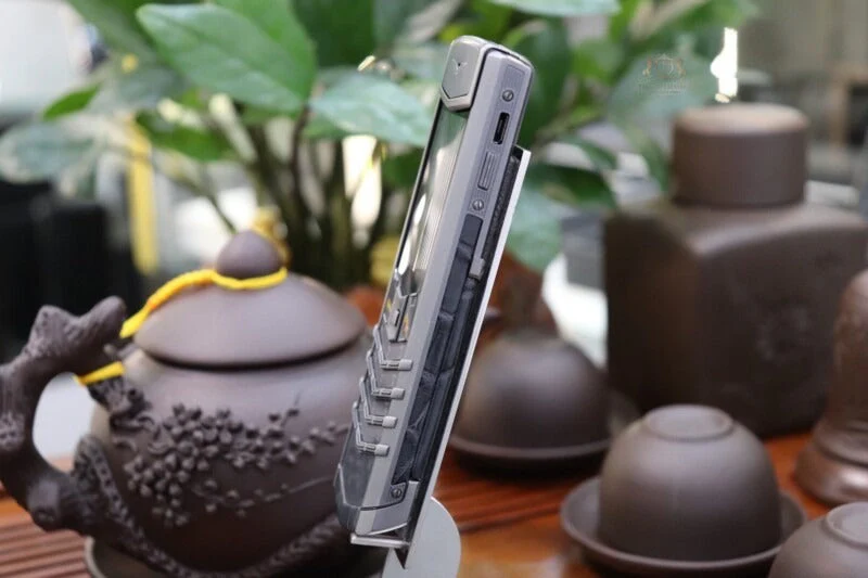 Vertu Signature S Zirconium Alligator Business Luxury Mobile - Image 4