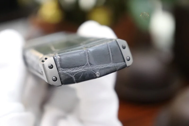 Vertu Signature S Zirconium Alligator Business Mobile Phone - Image 8